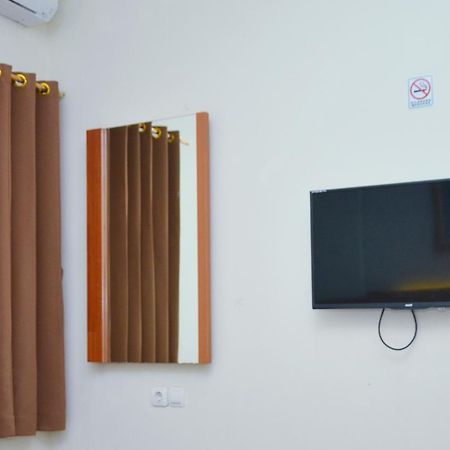 Gaia Asri Hotel Pamanukan Hilir Oda fotoğraf