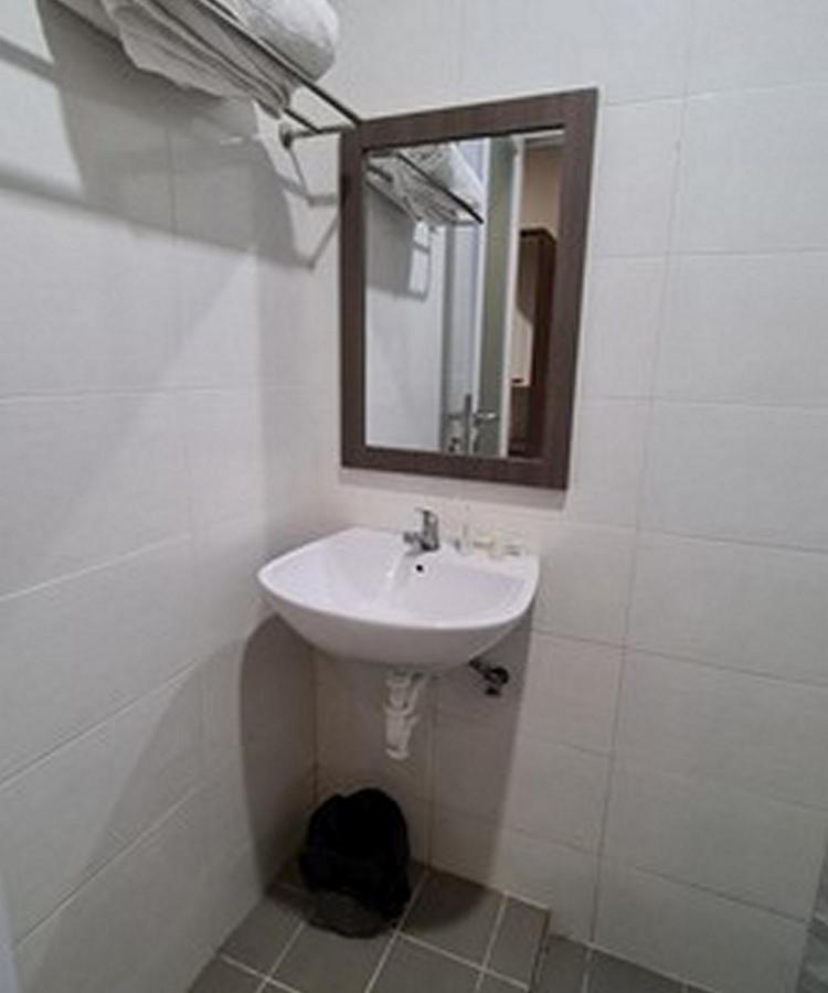 Gaia Asri Hotel Pamanukan Hilir Dış mekan fotoğraf